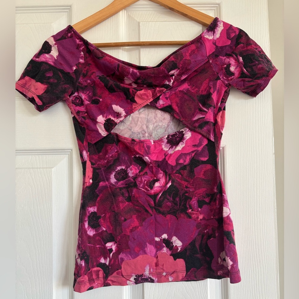 Guess Floral Off-Shoulder Top, Size XS/S, Pink and Purple - Picture 5 of 5